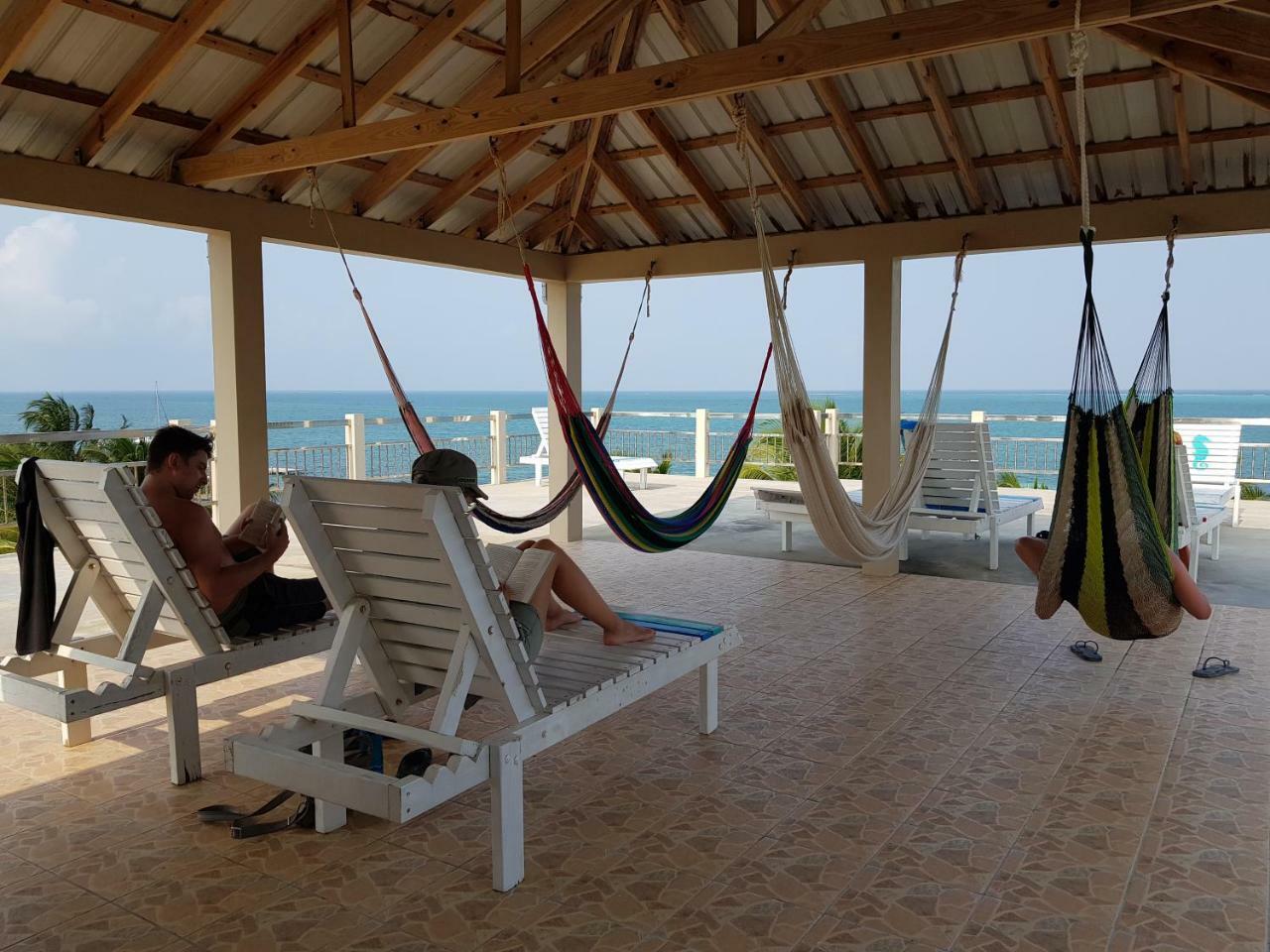 Caye Caulker Beach Hotel Eksteriør billede